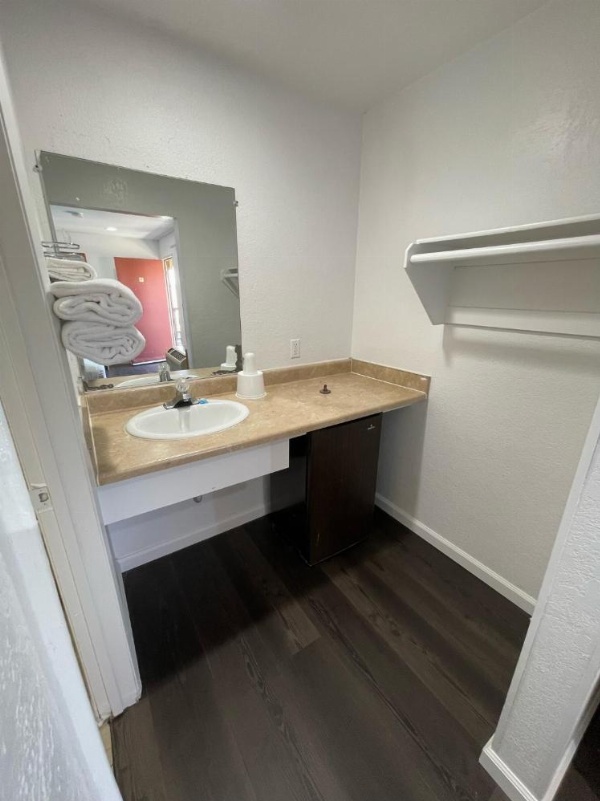 Palms Inn & Suites image 19
